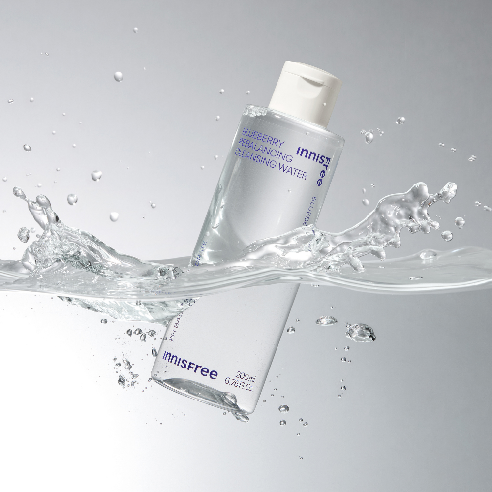 Nước tẩy trang cân bằng ẩm việt quất INNISFREE Blueberry Rebalancing Cleansing Water 200 mL