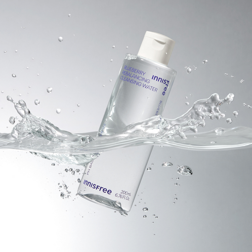 Nước tẩy trang cân bằng ẩm việt quất INNISFREE Blueberry Rebalancing Cleansing Water 200 mL