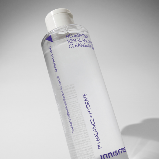 Nước tẩy trang cân bằng ẩm việt quất INNISFREE Blueberry Rebalancing Cleansing Water 200 mL
