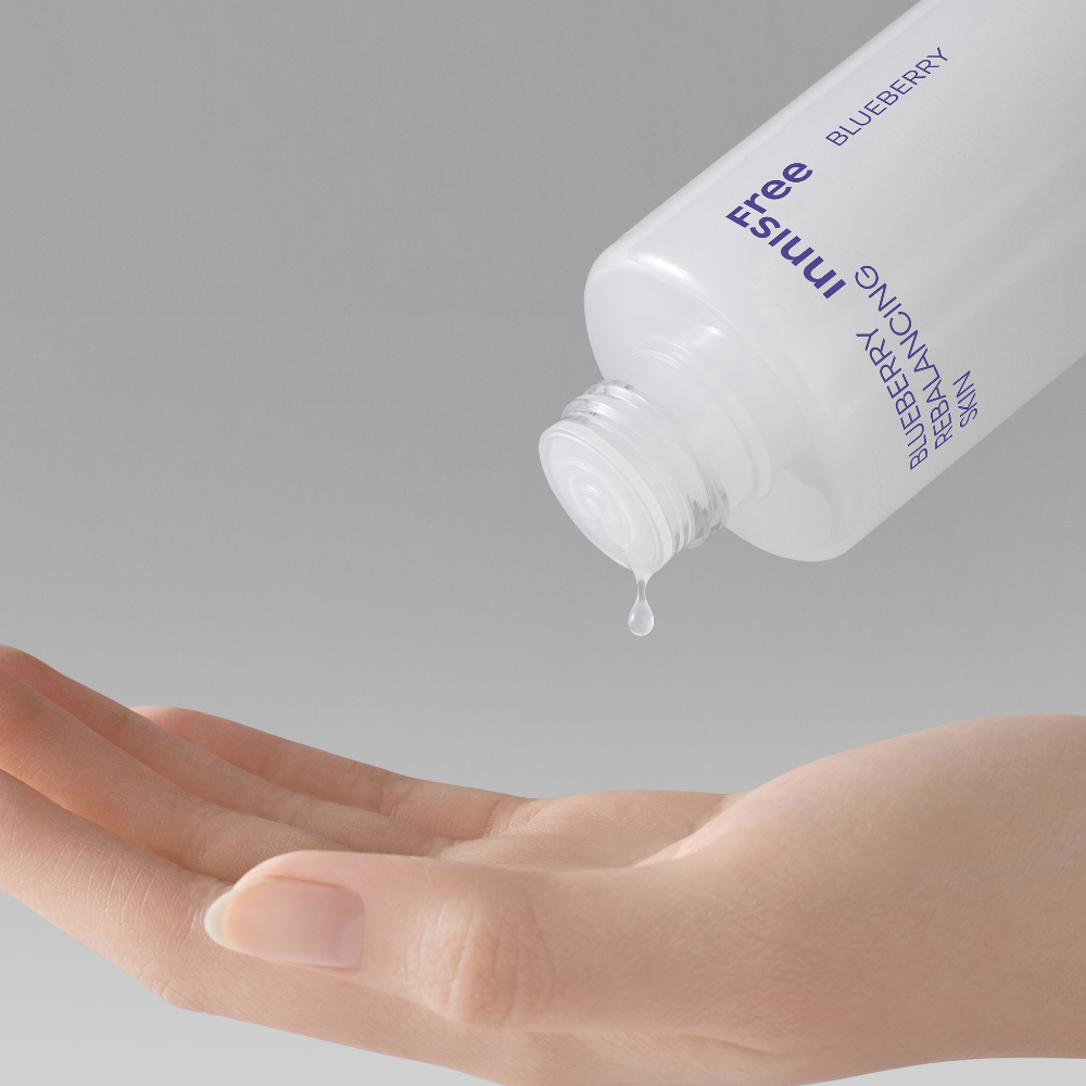 Nước cân bằng giữ ẩm da INNISFREE Blueberry Rebalancing Skin 150 mL